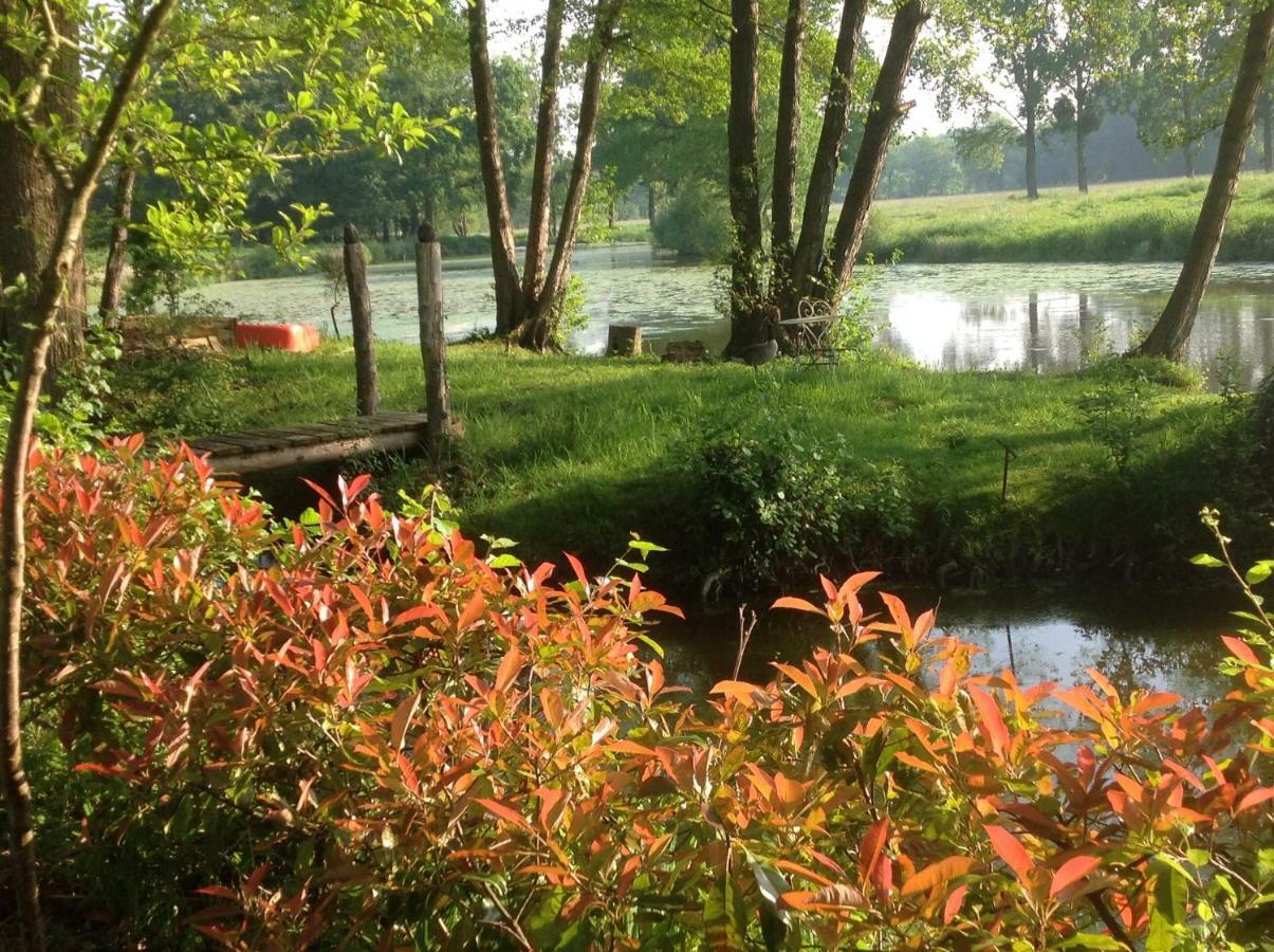 Au Pont Ricoul Bed & Breakfast Saint-Pierre-de-Plesguen Luaran gambar